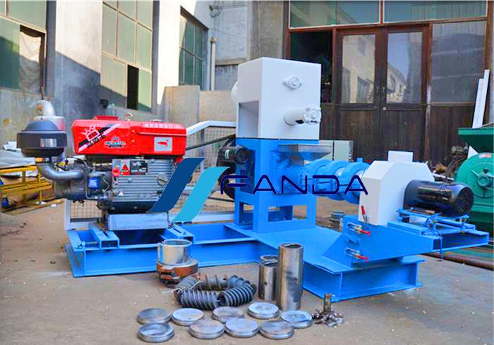 Diesel Engine Fish Feed Pellet Making Machine